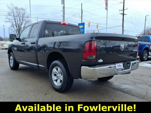 Used 2017 RAM 1500 ST w/ SXT Appearance Group image 8