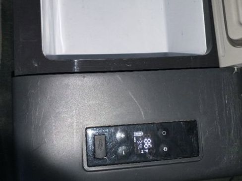 Used 2014 Mercedes-Benz Sprinter 2500 image 47