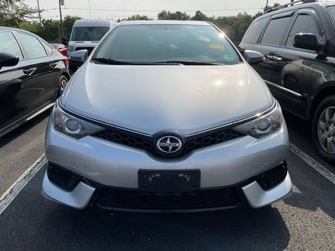 Used 2016 Scion iM FWD image 2