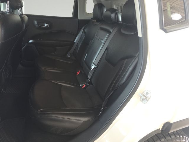 Used 2019 Jeep Compass Latitude w/ Cold Weather Group AWD/4WD image 25