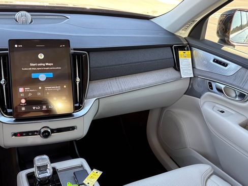 New 2026 Volvo XC90 B6 Ultra w/ Protection Package Premier image 12