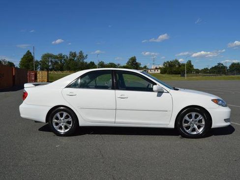Used 2006 Toyota Camry XLE FWD image 53