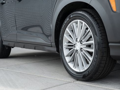 Used 2020 Hyundai Kona SEL image 25