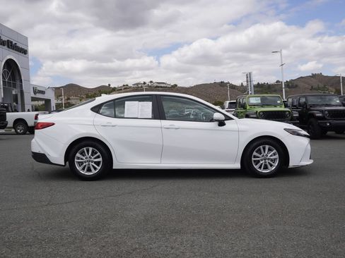 Used 2025 Toyota Camry LE FWD image 3