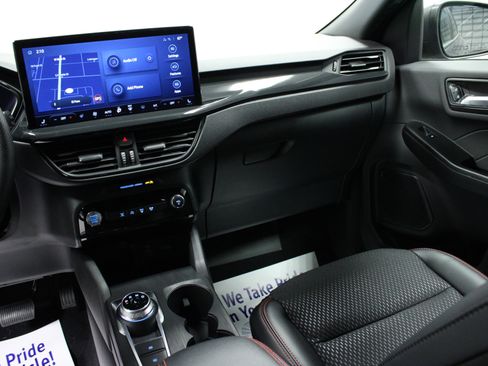 New 2026 Ford Escape ST-Line w/ Tech Pack #1 image 19