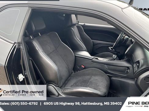 Certified 2023 Dodge Challenger GT w/ Plus Package image 6