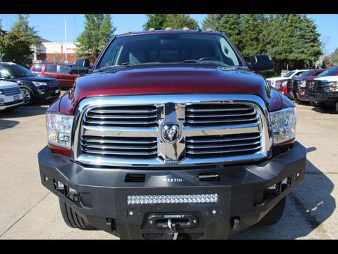 Used 2017 RAM 2500 Big Horn image 2