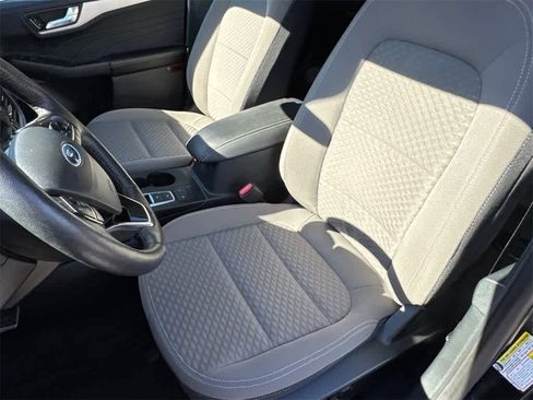 Certified 2021 Ford Escape SE w/ SE Sport Appearance Package image 12