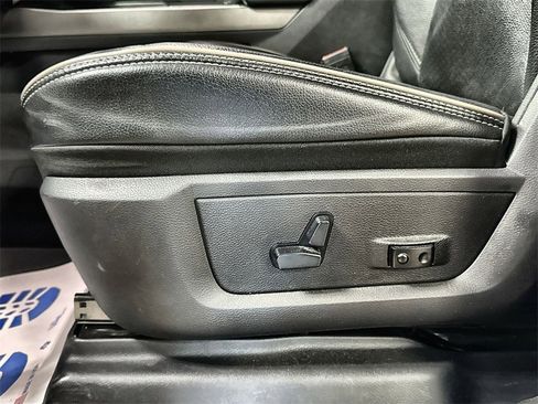 Used 2020 RAM 2500 Laramie w/ Night Edition image 13