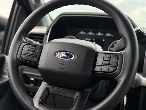 Used 2023 Ford F150 XLT AWD/4WD image 9
