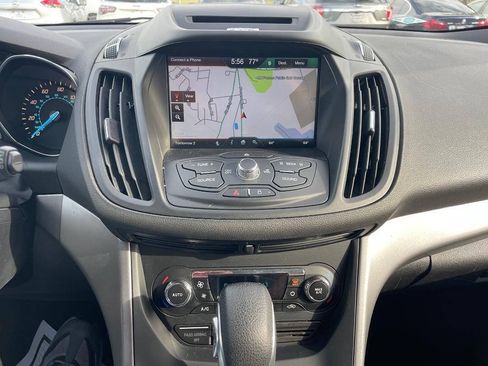 Used 2014 Ford Escape SE w/ Equipment Group 201A FWD image 18