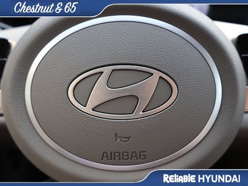 Certified 2025 Hyundai Elantra SEL w/ Cargo Package FWD image 28