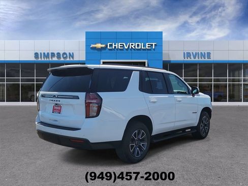 Used 2021 Chevrolet Tahoe Z71 w/ Luxury Package AWD/4WD image 8