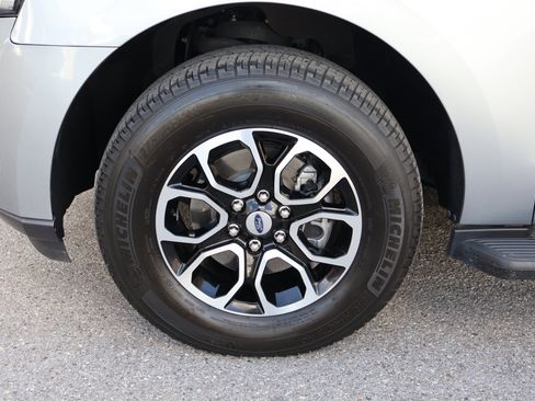 Used 2023 Ford Expedition XL image 12