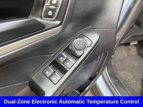 Used 2022 Ford Escape SE w/ Convenience Package AWD/4WD image 11
