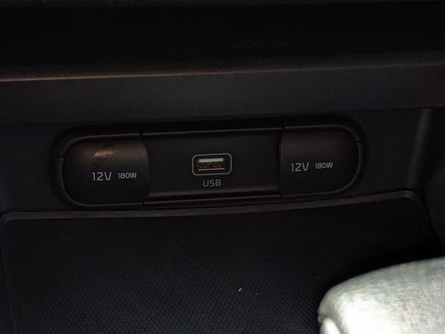 Used 2020 Kia Soul LX FWD image 21