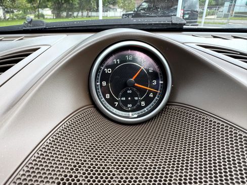 Used 2014 Porsche Cayenne GTS image 18