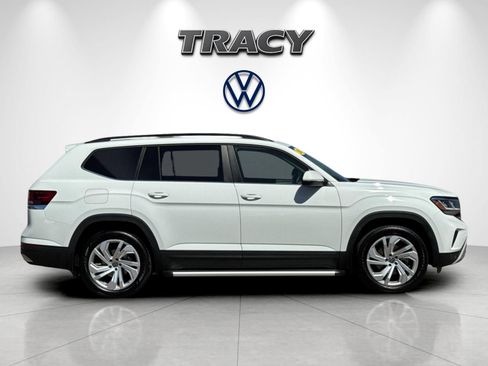 Used 2021 Volkswagen Atlas SE w/ Panoramic Sunroof Package FWD image 3