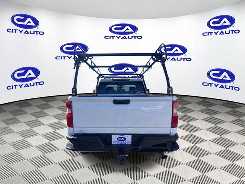 Used 2023 Chevrolet Silverado 2500 Custom image 4