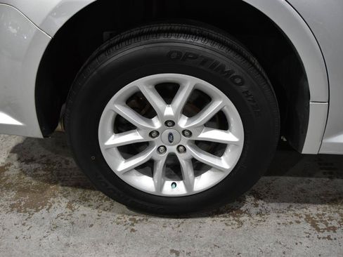 Used 2019 Ford Flex SE FWD image 46