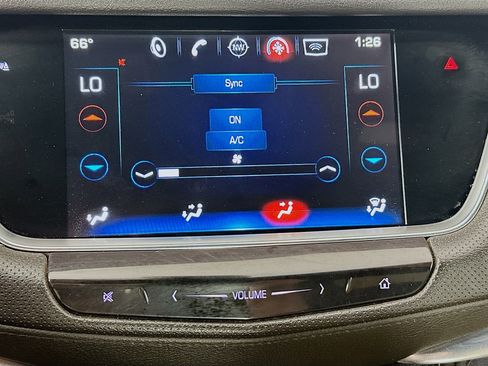 Used 2018 Cadillac XT5 Luxury w/ Driver Awareness Package AWD/4WD image 24