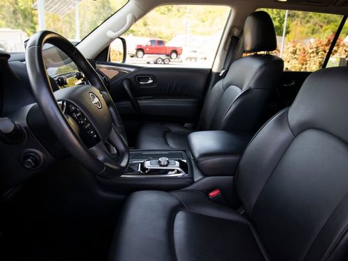 Used 2022 Nissan Armada SV AWD/4WD image 11