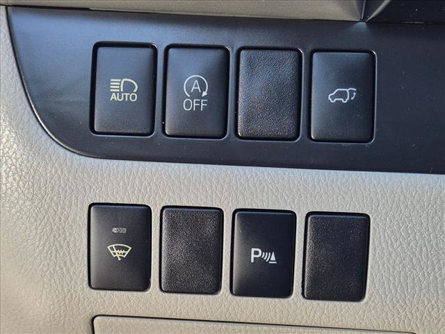 Used 2018 Toyota Highlander Limited AWD/4WD image 11