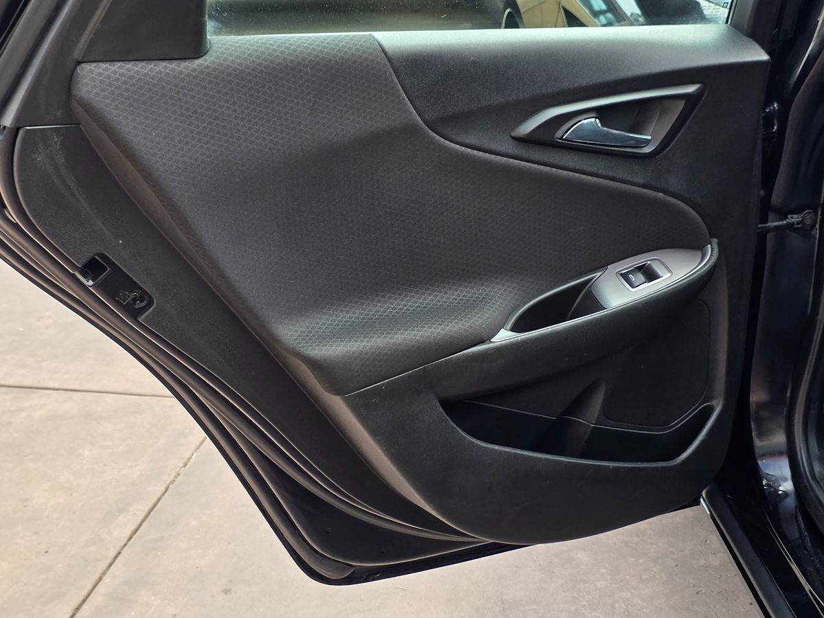 Used 2018 Chevrolet Malibu LS FWD image 26