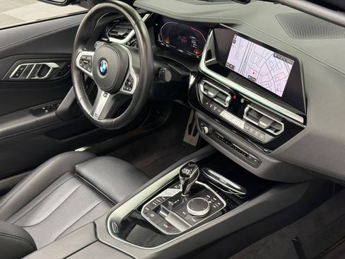 Used 2025 BMW Z4 sDrive30i RWD image 11