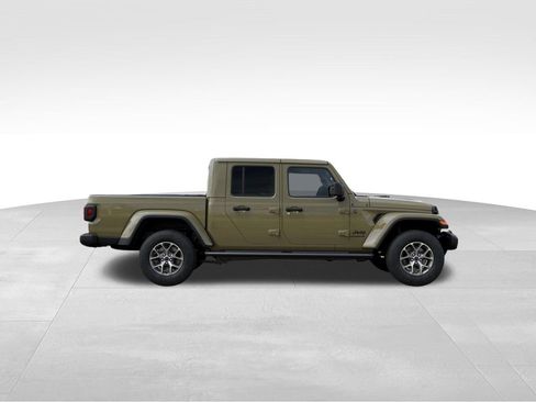 New 2026 Jeep Gladiator Sport AWD/4WD image 22