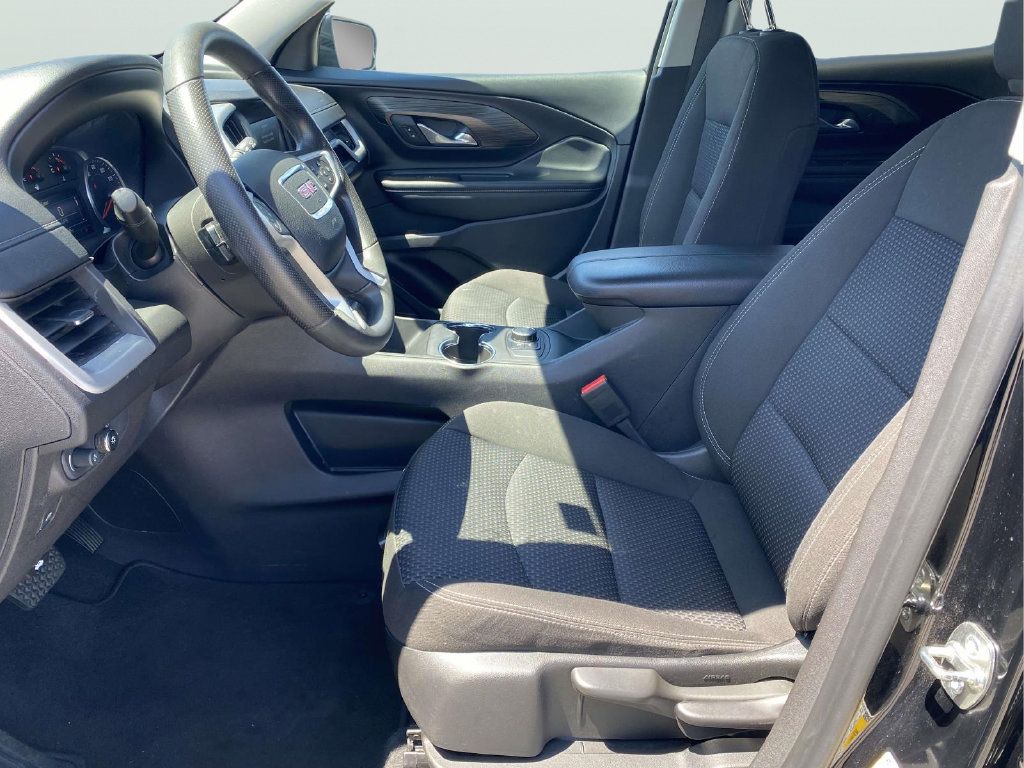 Used 2024 GMC Terrain SLE FWD image 14