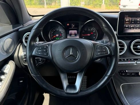Used 2019 Mercedes-Benz GLC 300 4MATIC image 13