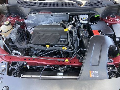 Used 2024 Chevrolet Trax LS w/ LS Convenience Package FWD image 24