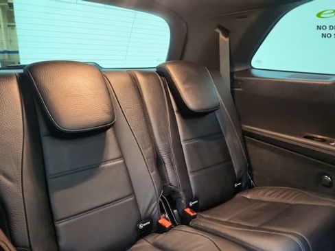Used 2025 Mercedes-Benz GLS 450 4MATIC image 30