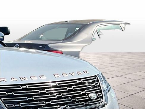 New 2026 Land Rover Range Rover Velar Autobiography image 2