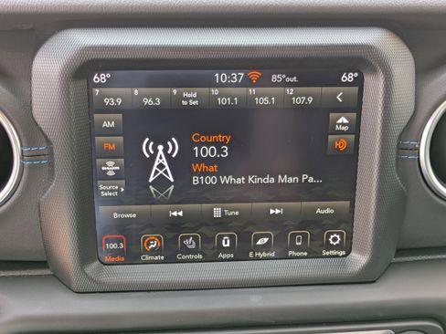 Used 2022 Jeep Wrangler Unlimited Rubicon 4xe w/ Cold Weather Group image 24