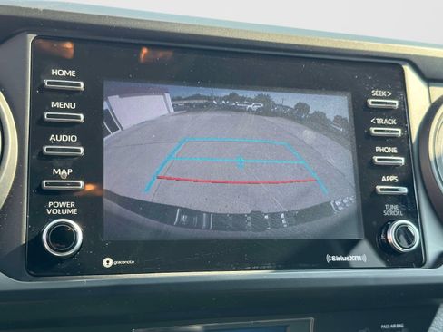 Used 2021 Toyota Tacoma SR AWD/4WD image 21