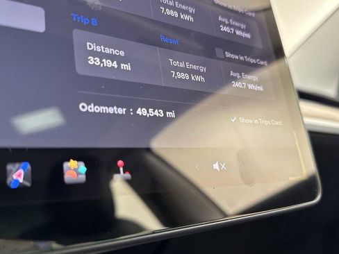 Used 2019 Tesla Model 3 Long Range image 17