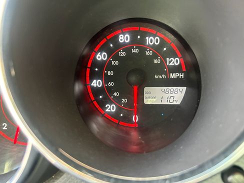Used 2007 Toyota Matrix XR FWD image 11