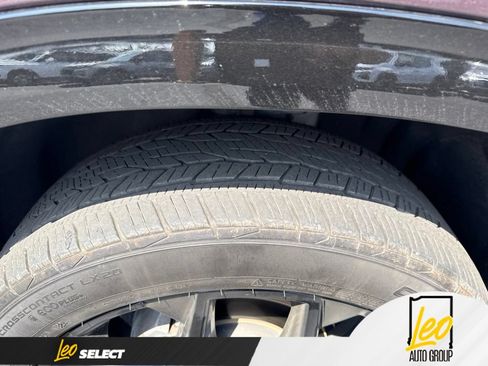 Used 2024 Chevrolet Traverse RS w/ LPO, Floor Liner Package AWD/4WD image 24