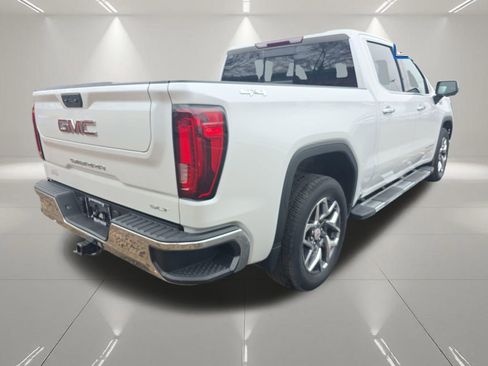 Certified 2023 GMC Sierra 1500 SLT w/ SLT Convenience Package image 5