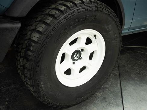 Used 2023 Ford Bronco Big Bend AWD/4WD image 4