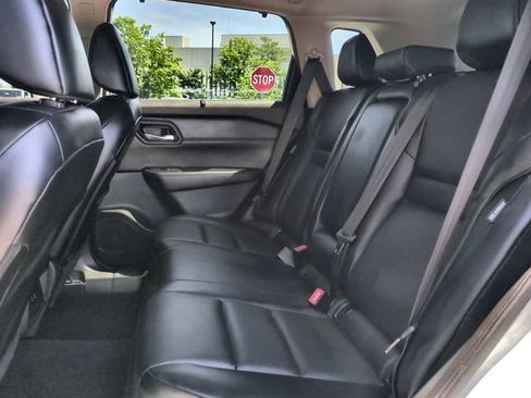 Used 2023 Nissan Rogue SV w/ SV Premium B Package AWD/4WD image 14