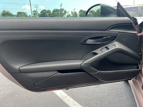 Used 2022 Porsche 718 Cayman image 26