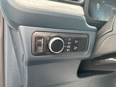 New 2025 Ford Maverick XLT image 22