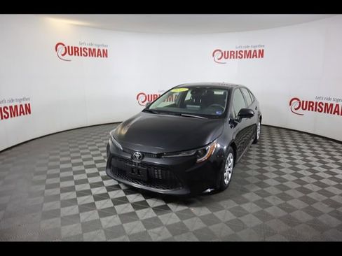 Used 2022 Toyota Corolla LE FWD image 2