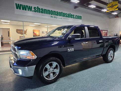 Used 2018 RAM 1500 Big Horn AWD/4WD image 2