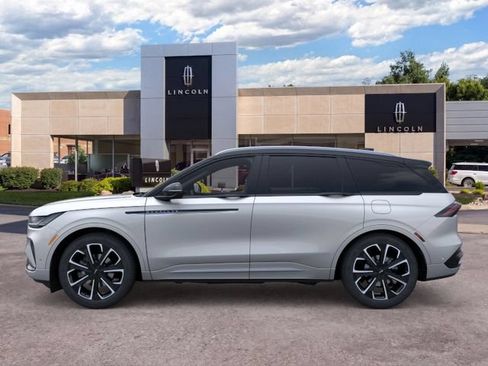 New 2024 Lincoln Nautilus Reserve w/ Equipment Group 203A AWD/4WD image 4