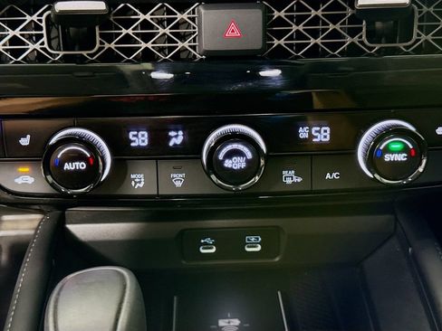 Used 2025 Honda Accord Touring image 18