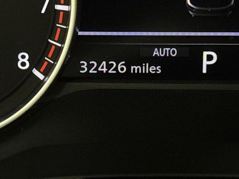 Used 2022 Nissan Pathfinder SL image 6